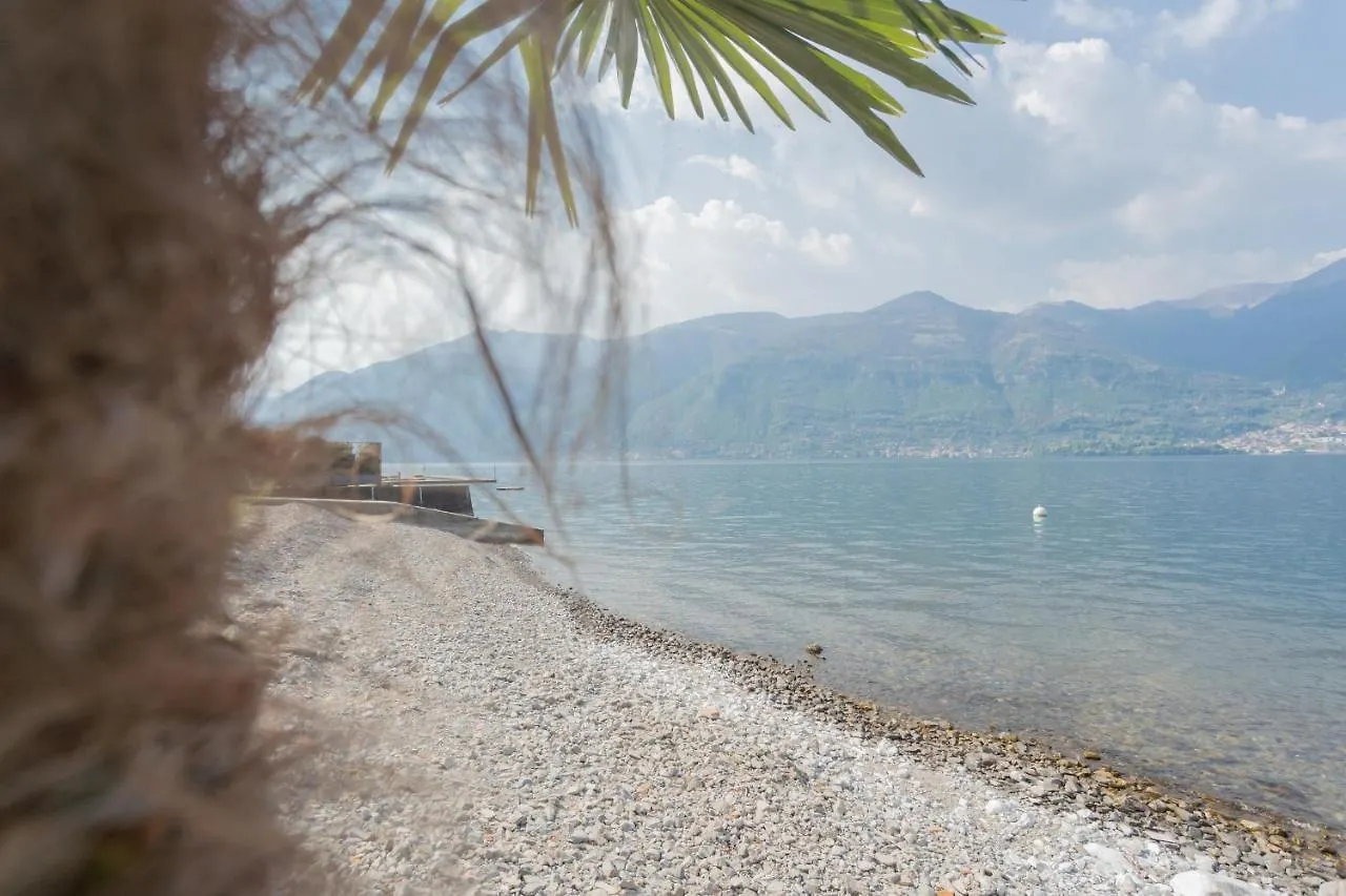 Dream Lake Apartments Lake View - Private Beach By Rent All Como Лезено 0*,