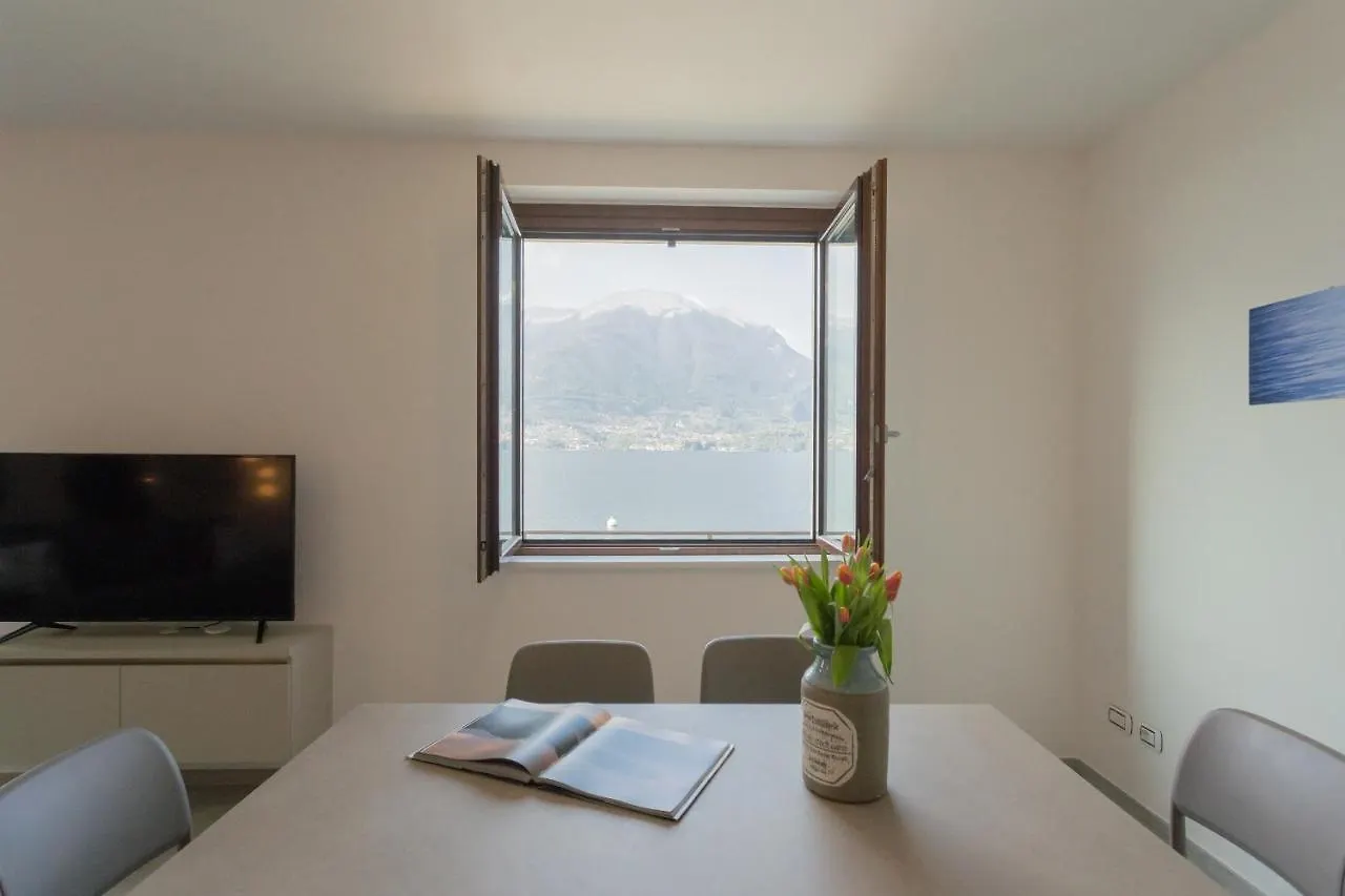 Dream Lake Apartments Lake View - Private Beach By Rent All Como Лезено 0*,